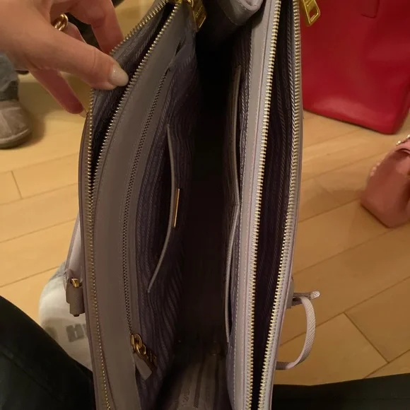 Authentic Prada tote - Picture 2 of 4